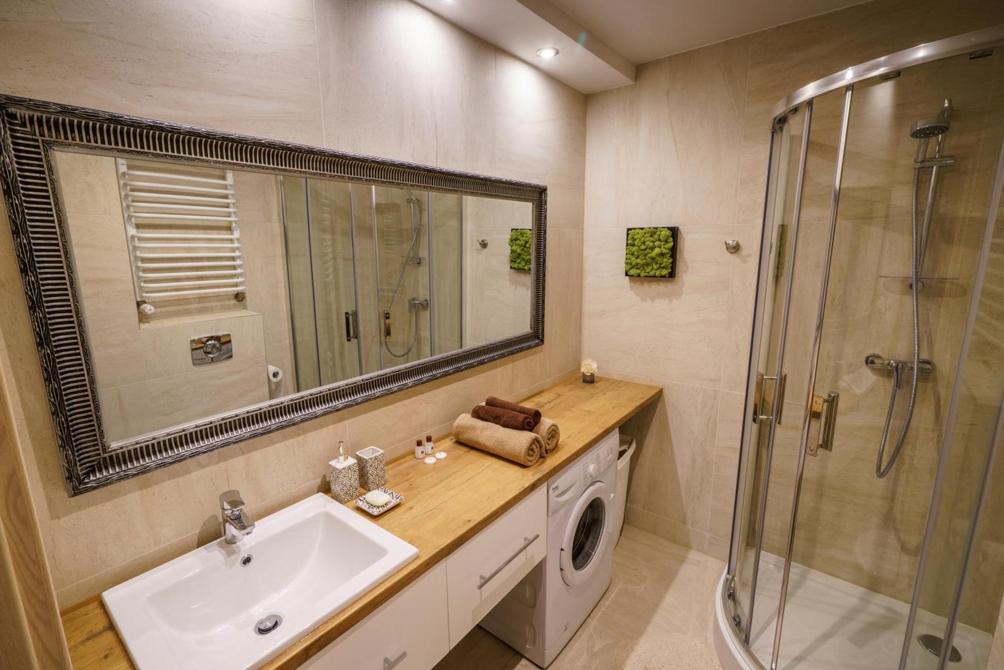 Apartament Z Tarasem Kielce Eksteriør bilde
